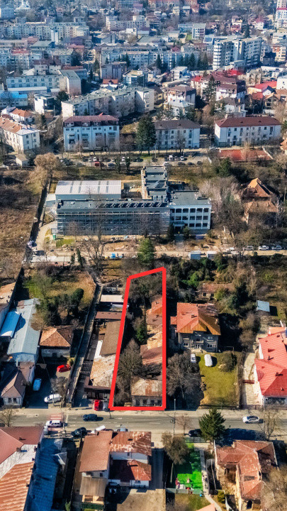 TEREN CU CONSTRUCȚIE DEMOLABILĂ-PITEȘTI-OPORTUNITATE DE INVESTIȚIE EXCELENTĂ 