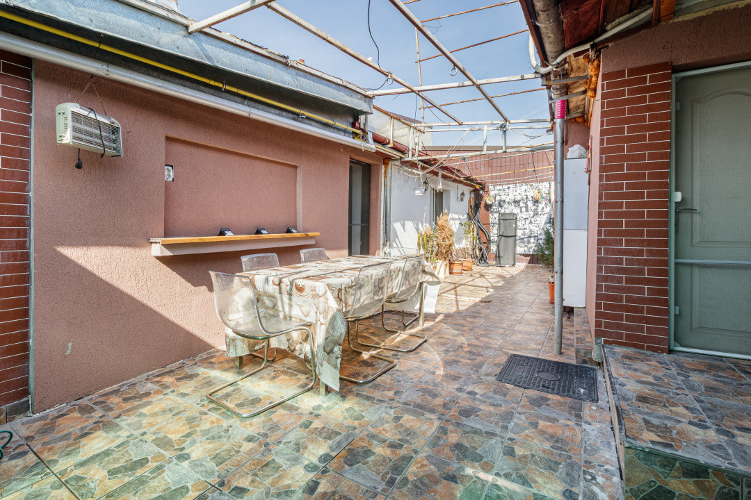 Casa individuala 4 camere, toate utilitatile Salaj