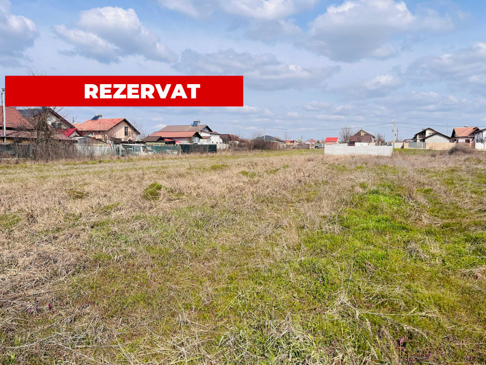 Teren intravilan Preajba, 2 parcele, deschidere mare, utilități - zona Smart Pub