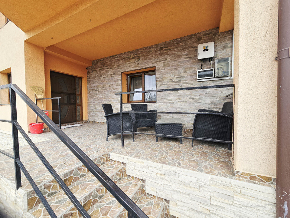 Casa eleganta,zona centrala Aiton,cu ciubar,gradina si panouri fotovoltaice