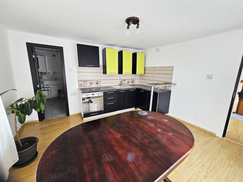 Casa eleganta,zona centrala Aiton,cu ciubar,gradina si panouri fotovoltaice