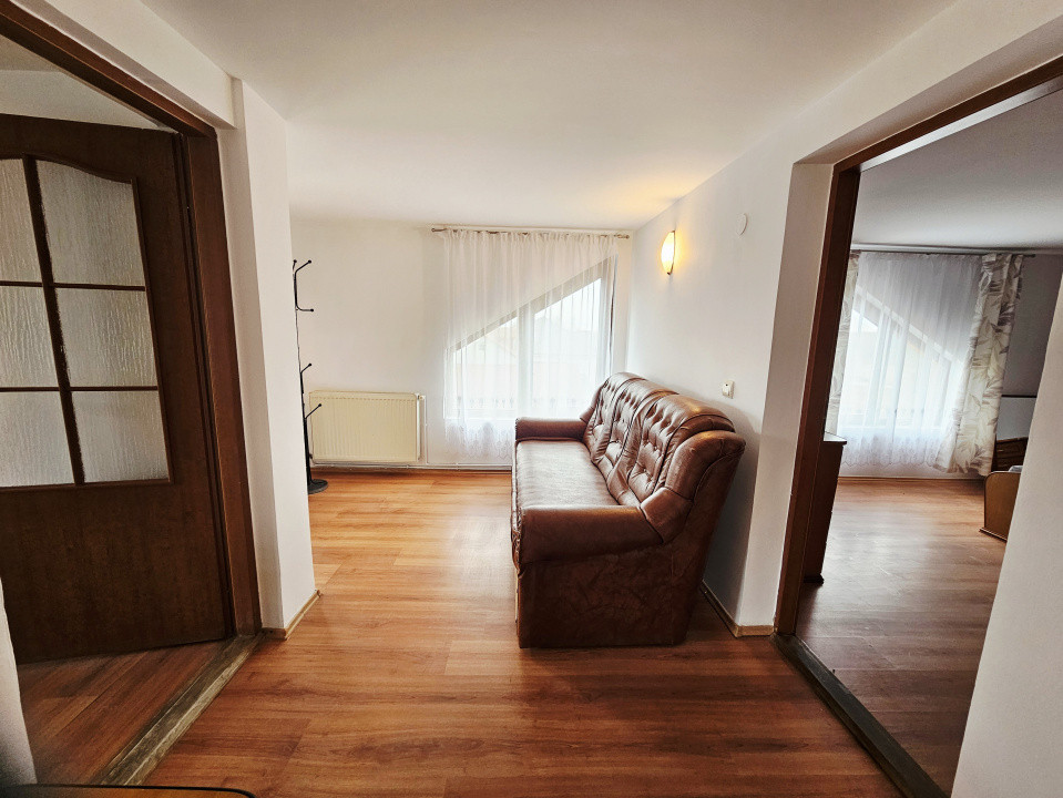 Casa eleganta,zona centrala Aiton,cu ciubar,gradina si panouri fotovoltaice