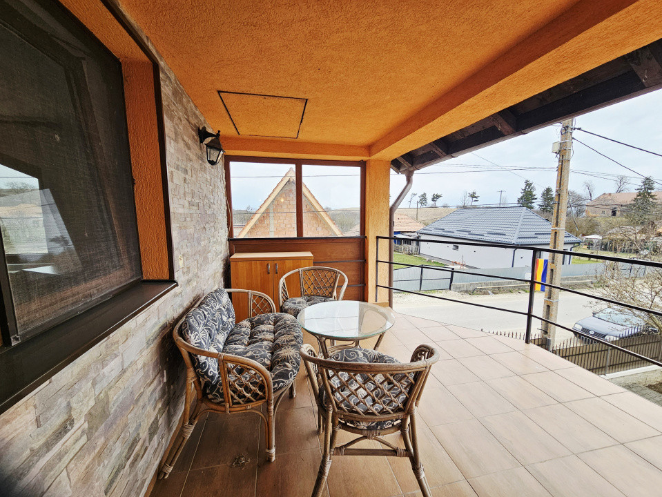 Casa eleganta,zona centrala Aiton,cu ciubar,gradina si panouri fotovoltaice