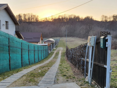 Teren intravilan pentru Casa de Vacanta -Mosoaia- Basangesti