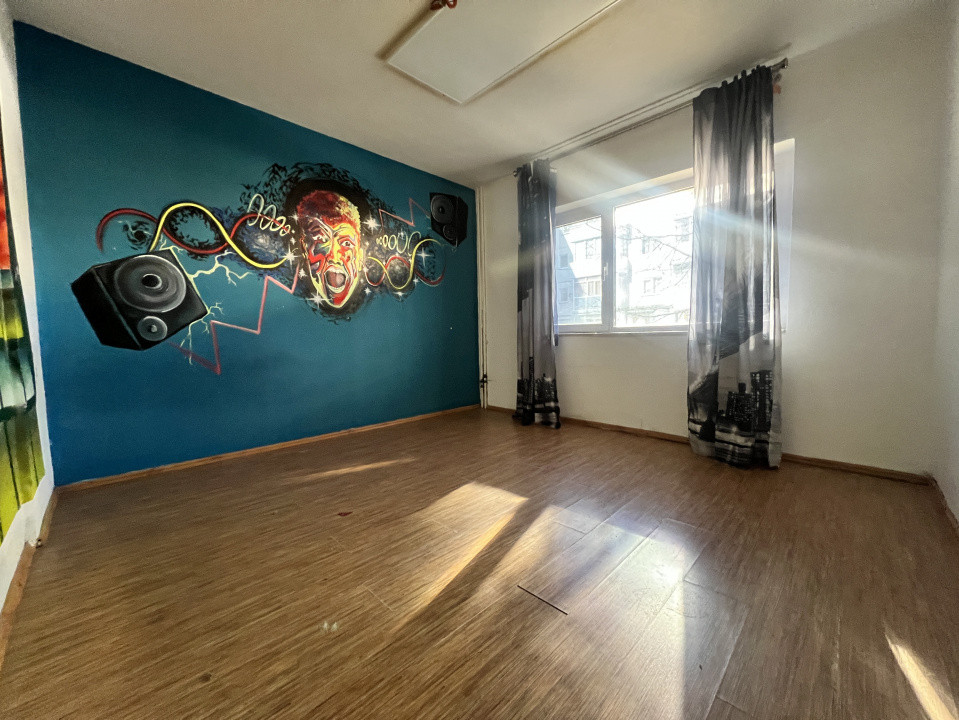 Apartament 3 camere parter zona Exercitiu-Pitesti 0% Comision