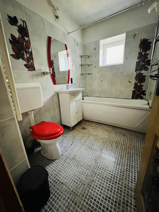 Apartament 3 camere parter zona Exercitiu-Pitesti 0% Comision