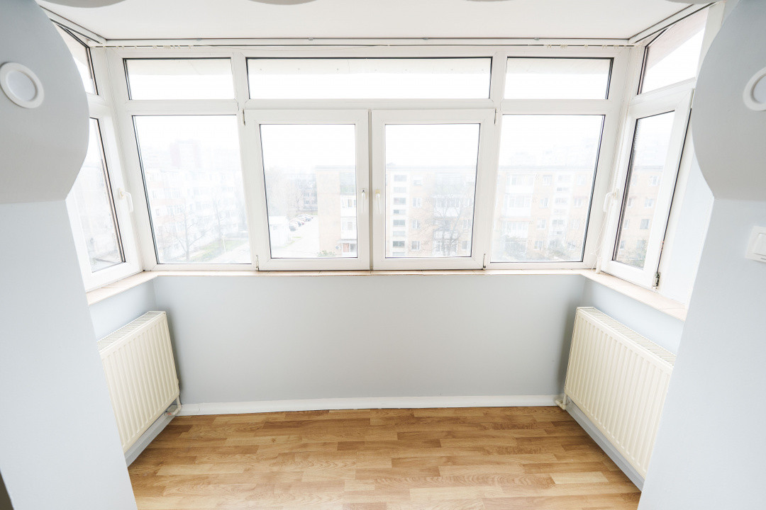 Apartament 4 camere renovat, bilateral, CT, Craiovita Noua - zona Kaufland