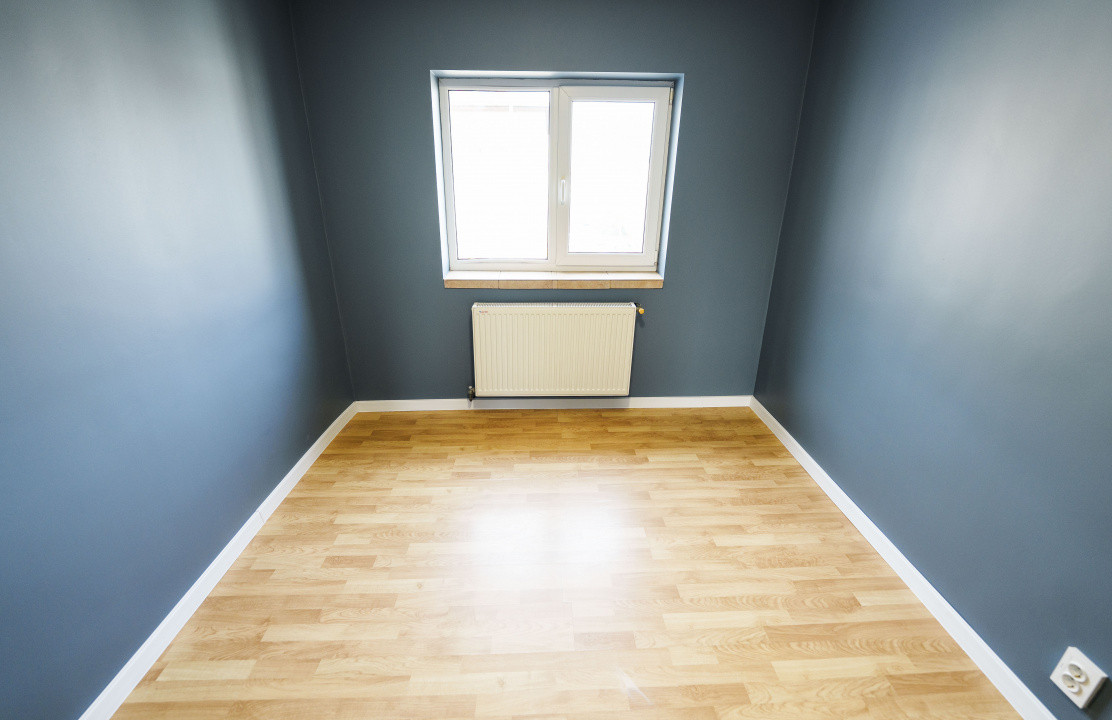 Apartament 4 camere renovat, bilateral, CT, Craiovita Noua - zona Kaufland