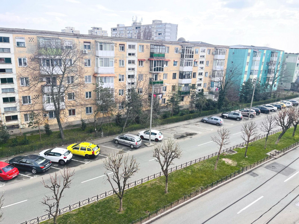 Apartament 4 camere renovat, bilateral, CT, Craiovita Noua - zona Kaufland