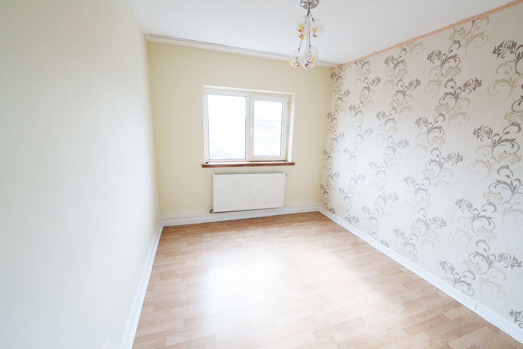 Apartament 4 camere renovat, bilateral, CT, Craiovita Noua - zona Kaufland