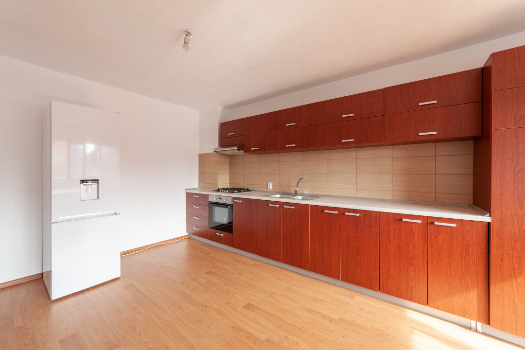 La 2 min de Campulung Muscel – 344 mp utili+ teren 4.563 mp -utilizare multiplă!