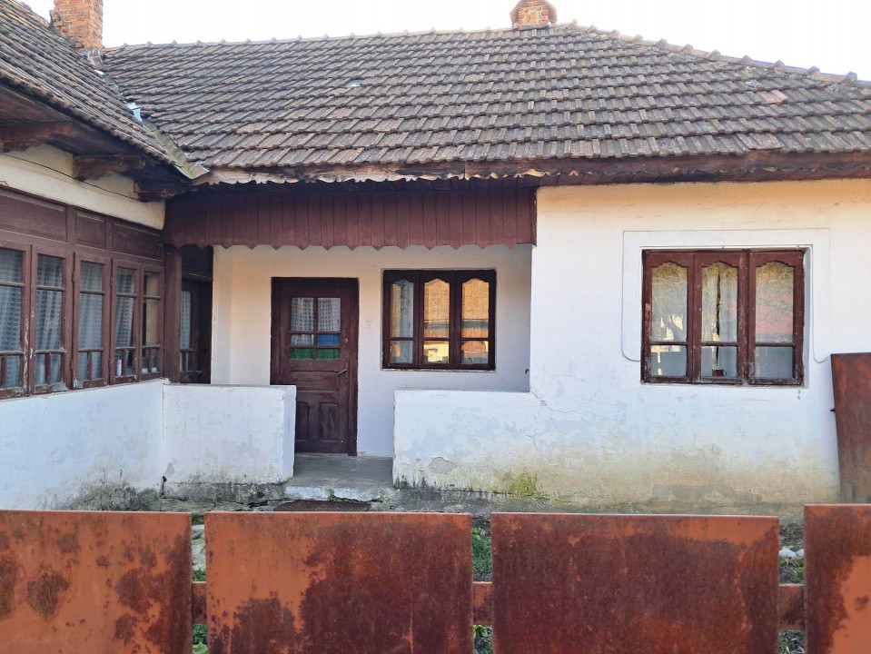 Casă și teren de vânzare Polovragi - Racovița