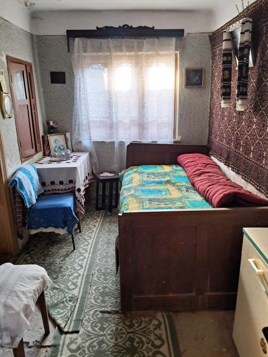 Casă și teren de vânzare Polovragi - Racovița