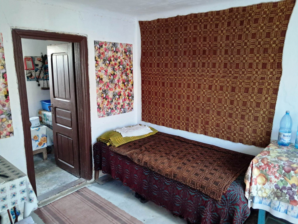 Casă și teren de vânzare Polovragi - Racovița