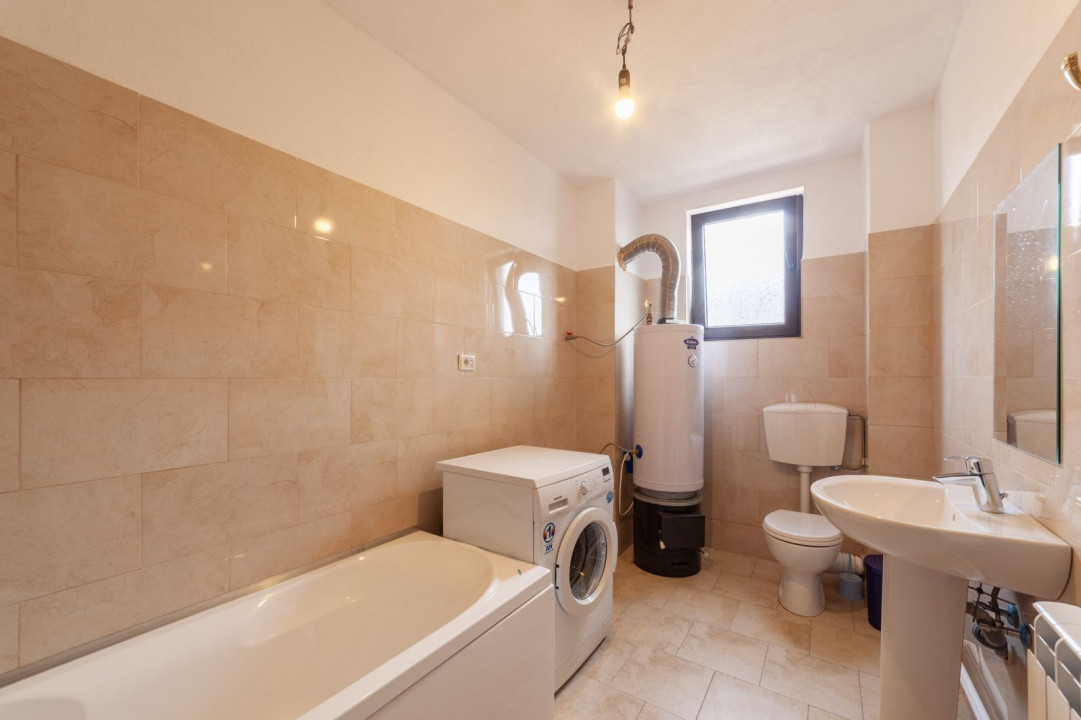 La 2 min de Campulung Muscel – 344 mp utili+ teren 4.563 mp -utilizare multiplă!