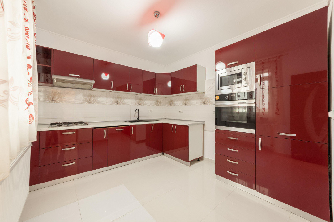 4 camere + garaj + panouri fotovoltaice | Bradu – 5 minute de Pitești