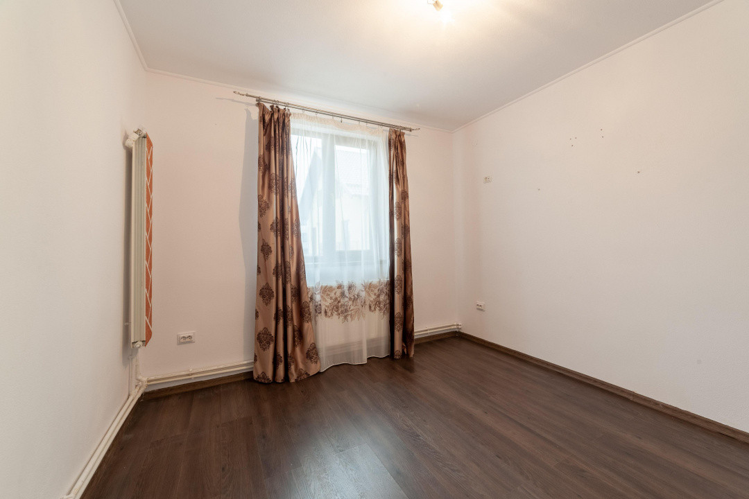 4 camere + garaj + panouri fotovoltaice | Bradu – 5 minute de Pitești