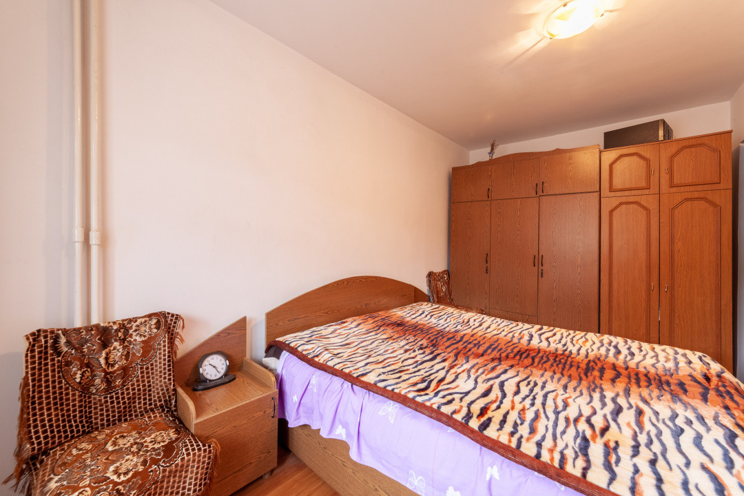 Apartament Topoloveni - 3 camere, decomandat, parter 