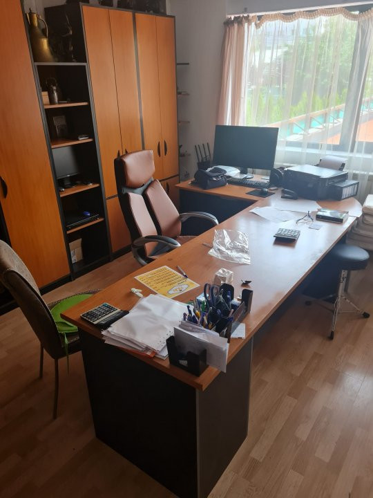 Spatiu Comercial Versatil cu parcare Ultracentral  Campina