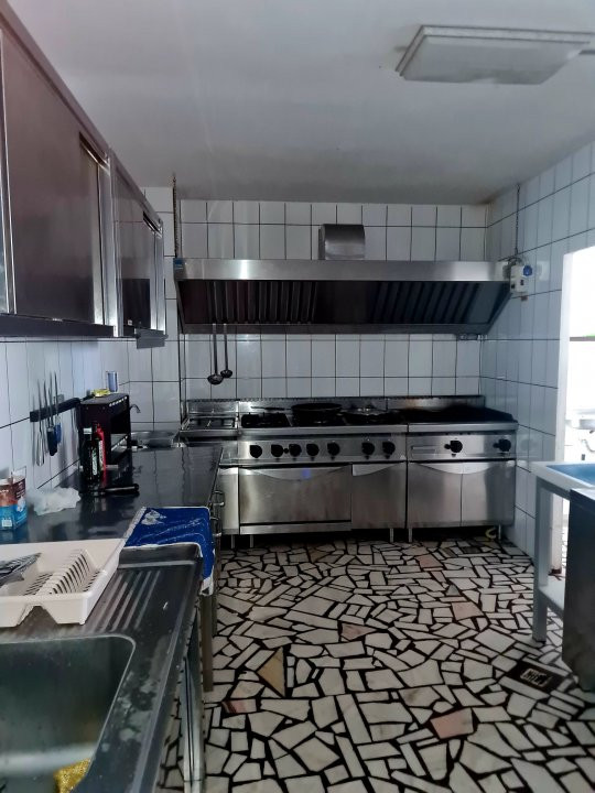 Spatiu Comercial Versatil cu parcare Ultracentral  Campina