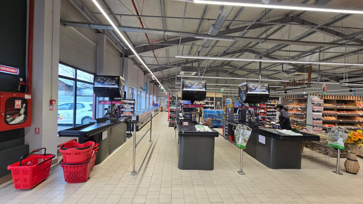 Spatiu comercial Annabella - Filipestii de Padure, PH