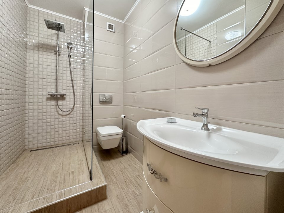  Comision 0.Inchiriere 3 camere Platinia Mall ,Centru, panorama superba