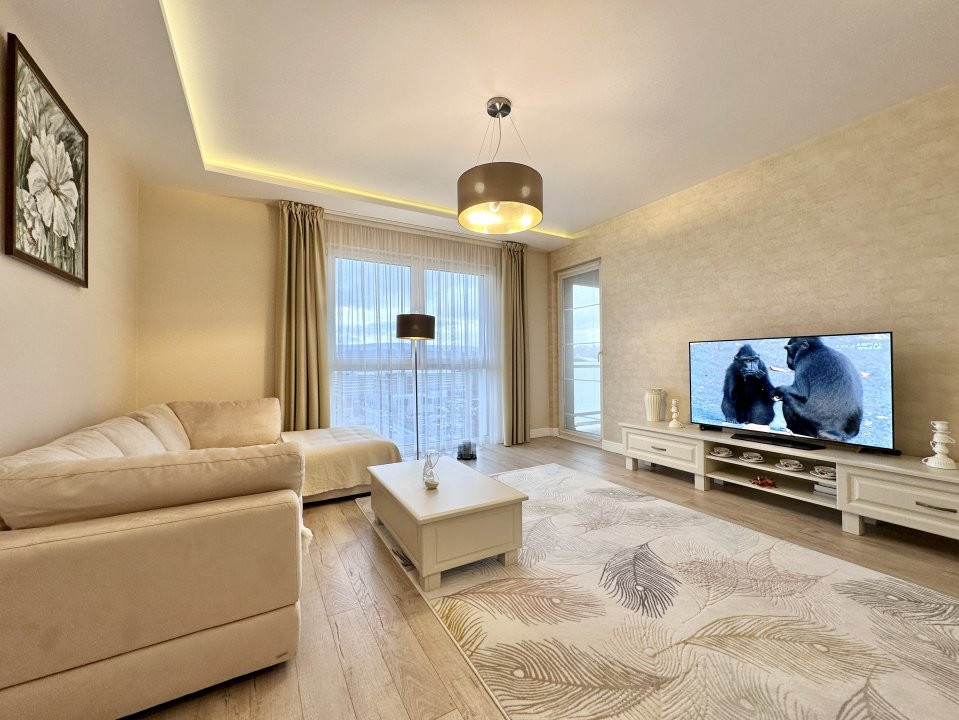  Comision 0.Inchiriere 3 camere Platinia Mall ,Centru, panorama superba