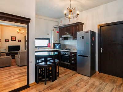 Inchiriere apartament 2 camere Ultracentral + loc de parcare subteran, bloc nou