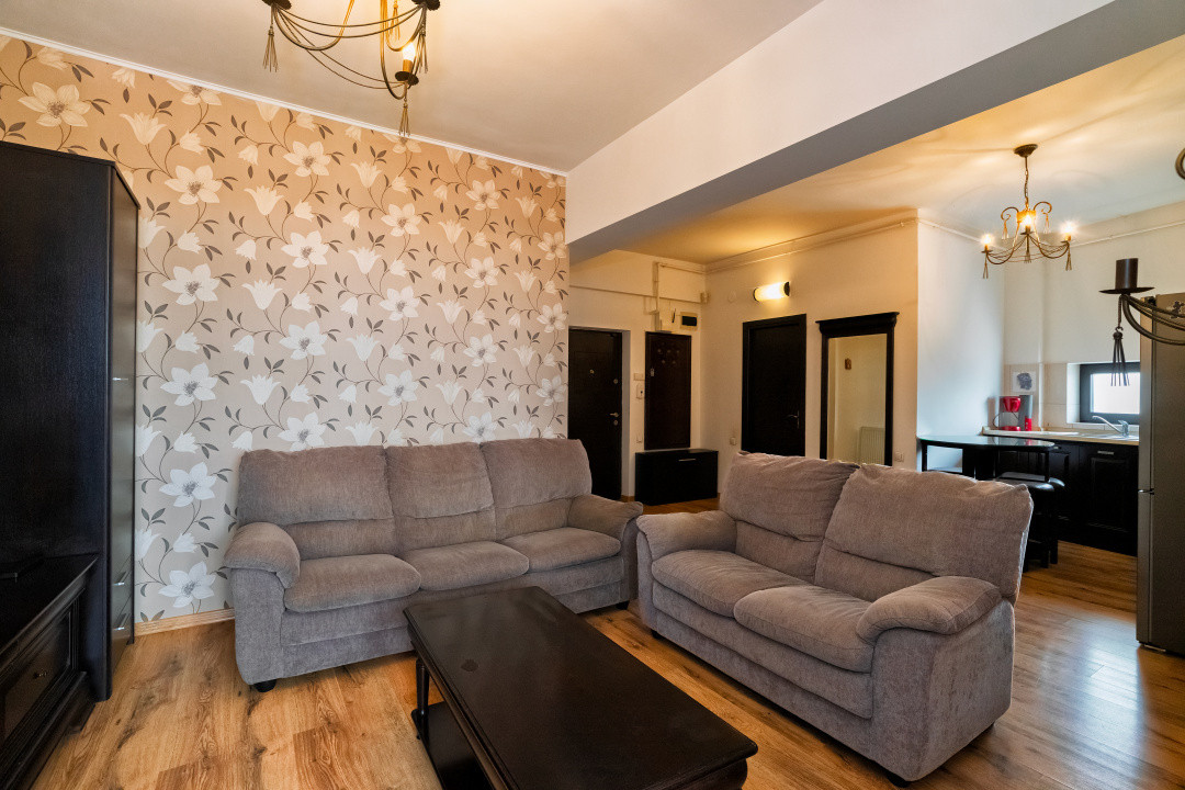 Inchiriere apartament 2 camere Ultracentral + loc de parcare subteran, bloc nou