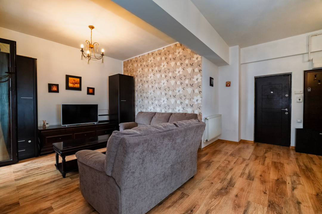 Inchiriere apartament 2 camere Ultracentral + loc de parcare subteran, bloc nou