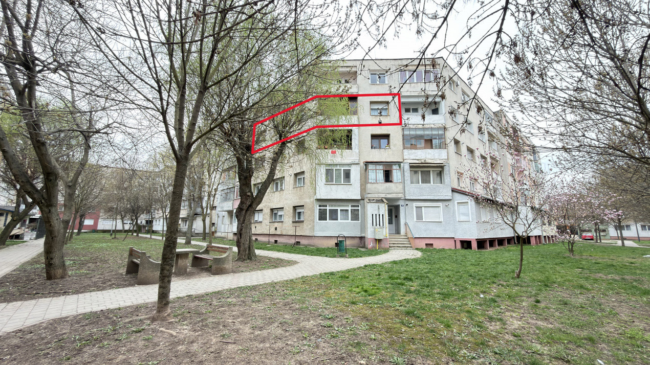  Apartament 3 camere MV1 Str. Gladiolei 6 Etaj III - Carei - 