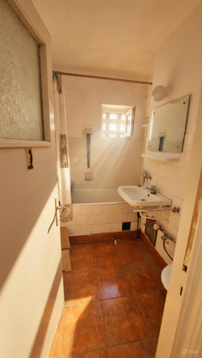 APARTAMENT 3 CAMERE CALEA BUCURESTI