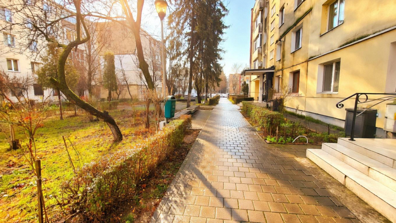 APARTAMENT 3 CAMERE CALEA BUCURESTI
