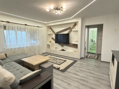 Inchiriere Apartament 3 camere Carei - Str. Narcisei MV1- Comision 0% chiriaș