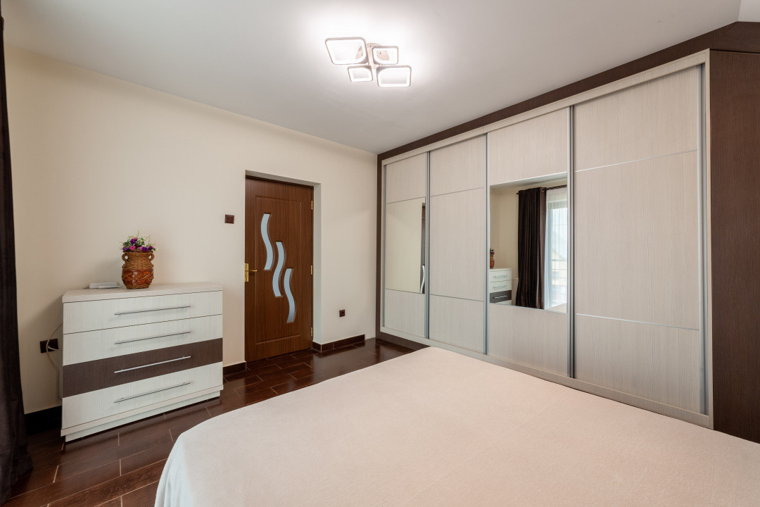 Casă cu 3 dormitoare de închiriat | Prundu Mic | Teren 780 mp | Terasa 40 mp