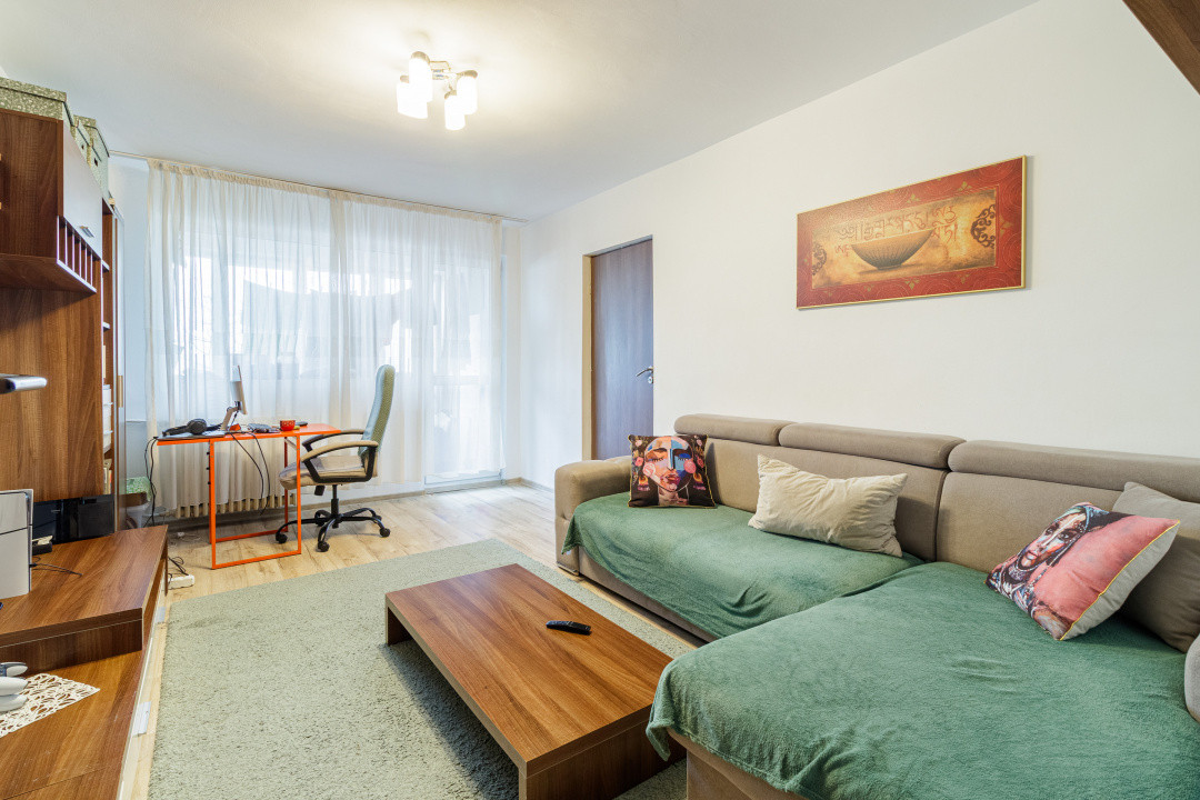Apartament 3 camere 800 m metrou Raul Doamnei