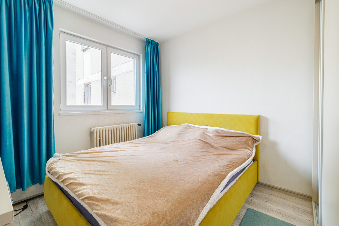 Apartament 3 camere 800 m metrou Raul Doamnei