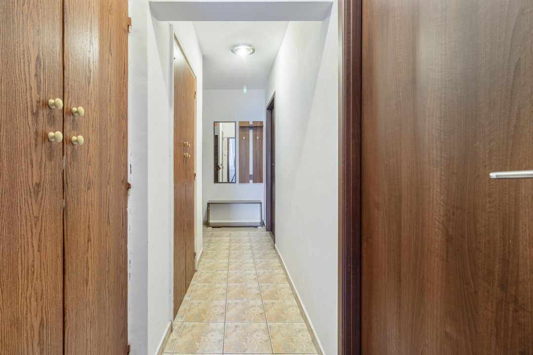 Apartament 3 camere 800 m metrou Raul Doamnei