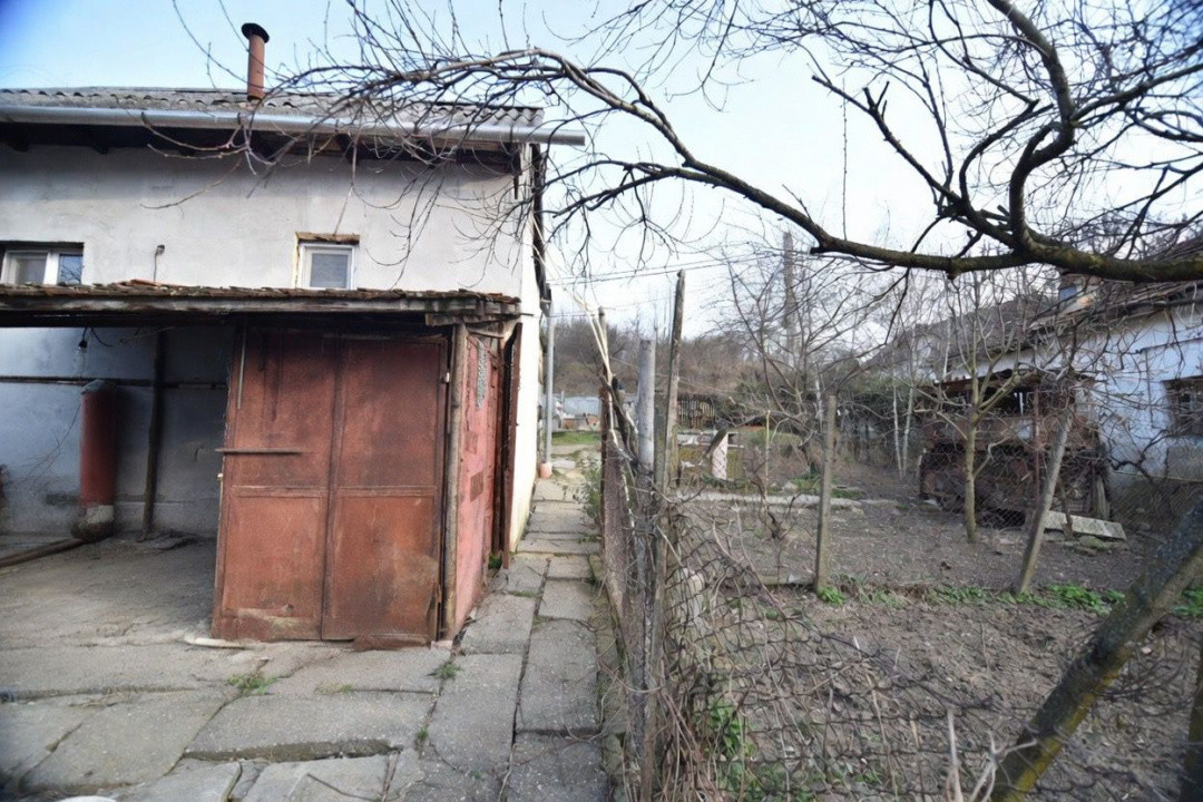 Casa+teren 742mp in Stefanesti, Arges. 