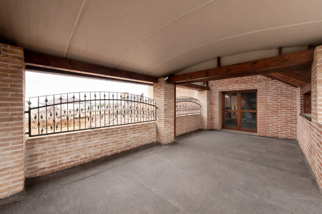 Casa in stil italian - Stefanesti, Arges - REZIDENTIAL sau AFACEREA DUMNEAVOSTRA