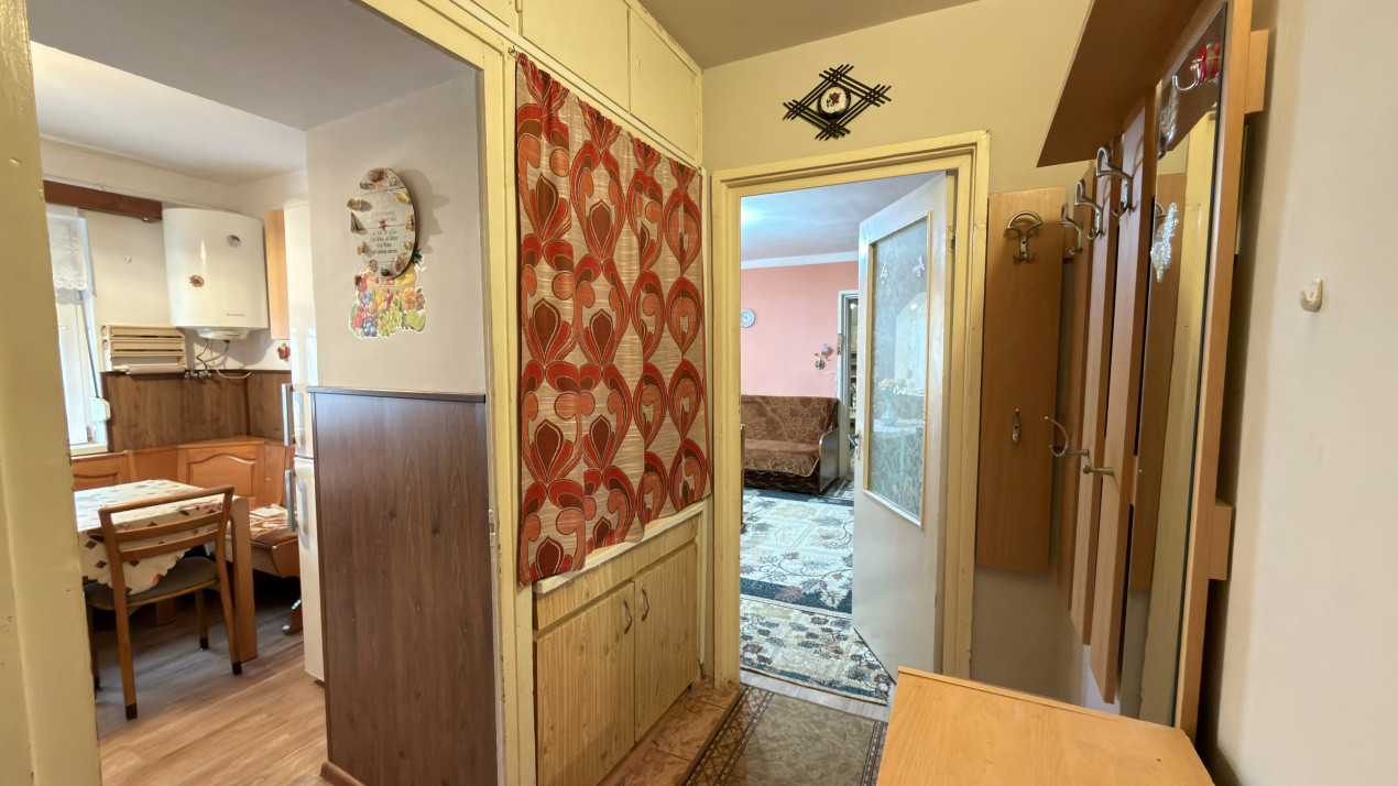 Apartament 2 camere Zona Penny Etaj II, Ignișului 28 - Carei -