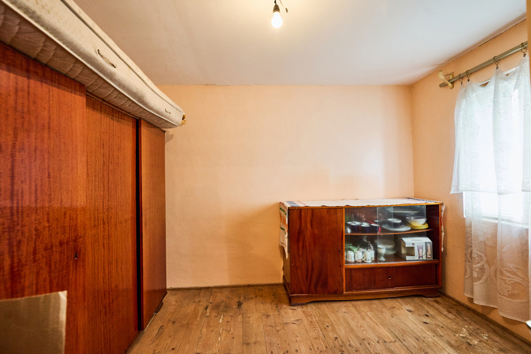  Casa  la munte cu teren generos in Com. Nucsoara, loc. Slatina jud. Arges!