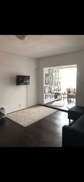 Apartamnet ultracentral 3 camere decomandat ,spatiu generos, pozitie premium