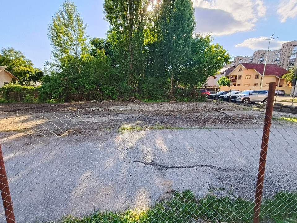 Teren intravilan de vânzare – Zona 9 Mai, Târgu Jiu | Comision 0%