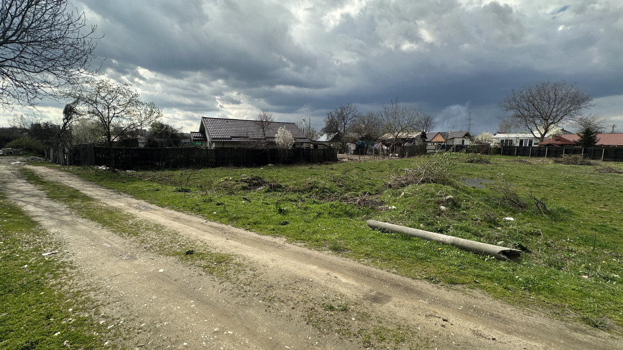 Teren intre 440-550mp-4 parcele disponibile Stefanesti, Arges.