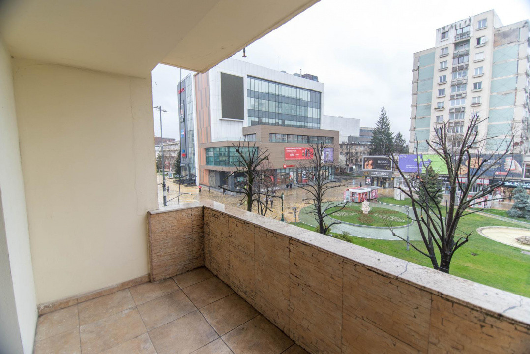 APARTAMENT 3 CAMERE - OCAZIE UNICA