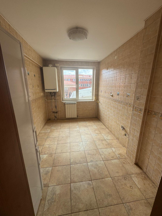 APARTAMENT 3 CAMERE - OCAZIE UNICA