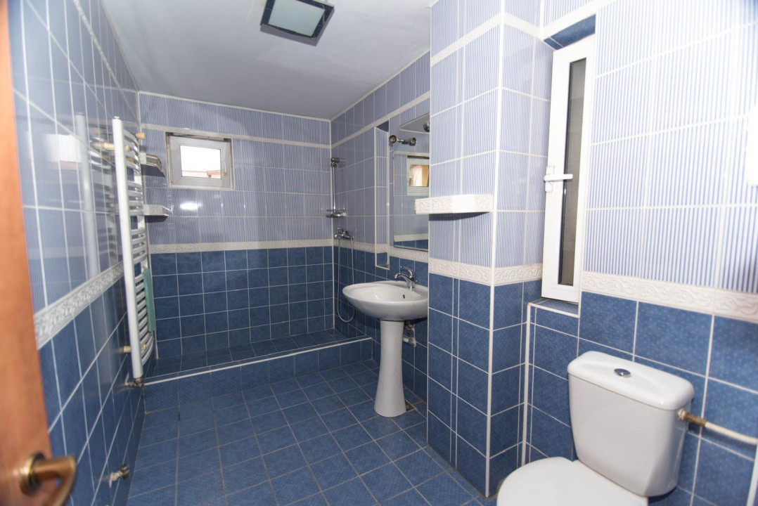 APARTAMENT 3 CAMERE - OCAZIE UNICA