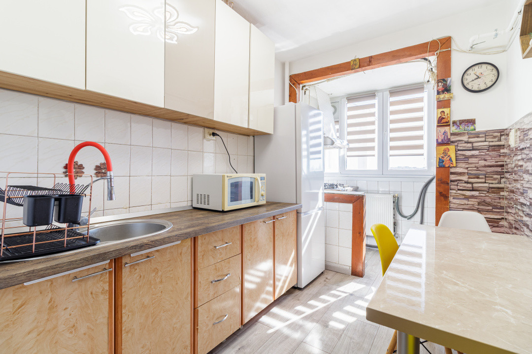 3 camere langa Pta Progresului/Eroii Revolutiei