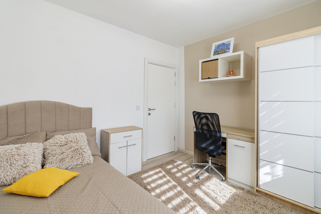 3 camere langa Pta Progresului/Eroii Revolutiei